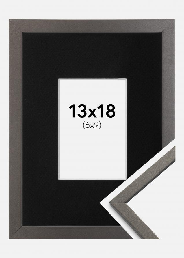 Cadre Edsbyn Graphite 13x18 cm - Passe-partout Noir 7x10 cm