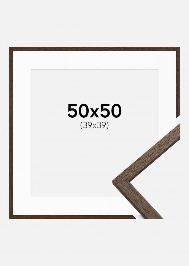 Cadre Edsbyn Noyer 50x50 cm - Passe-partout Blanc 40x40 cm