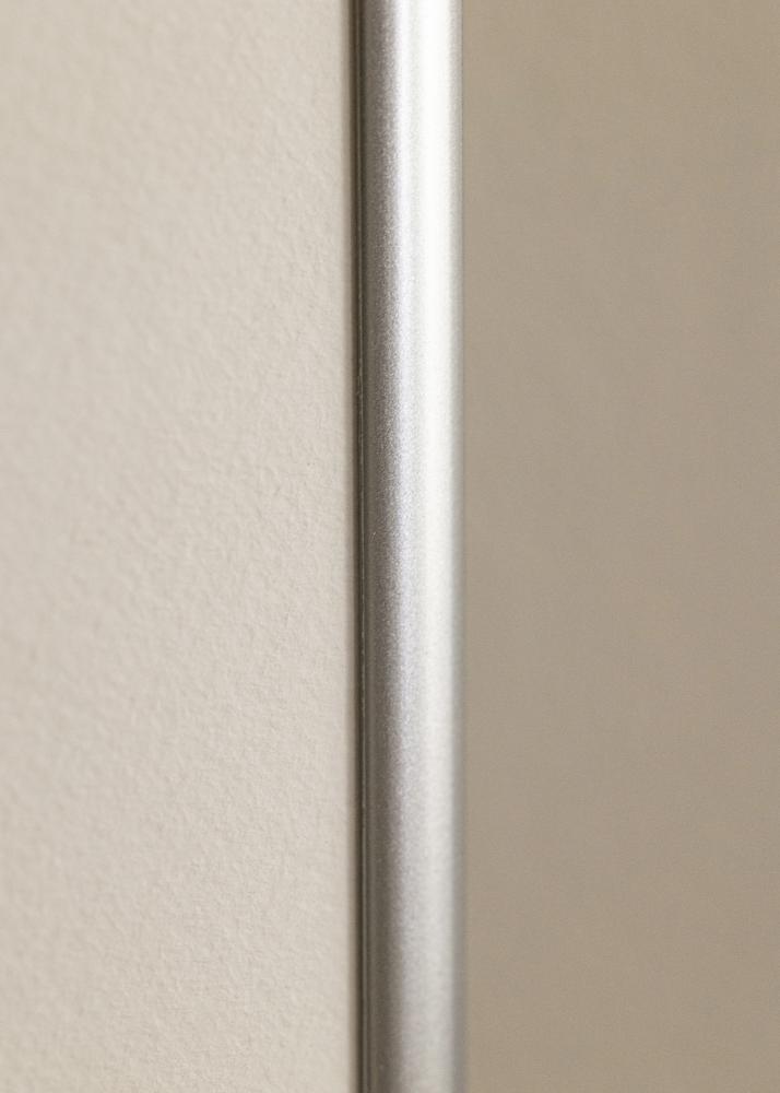 Cadre Victoria Argent 70x100 cm - Passe-partout Blanc 62x85 cm