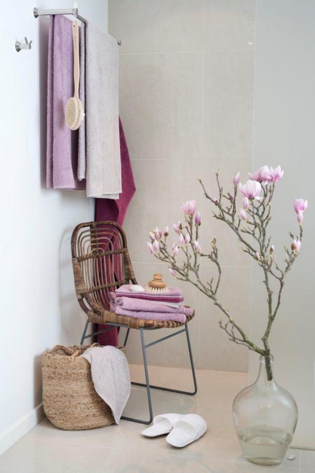 Serviette de bain Stripe ponge - Nouveau Rose 65x130 cm