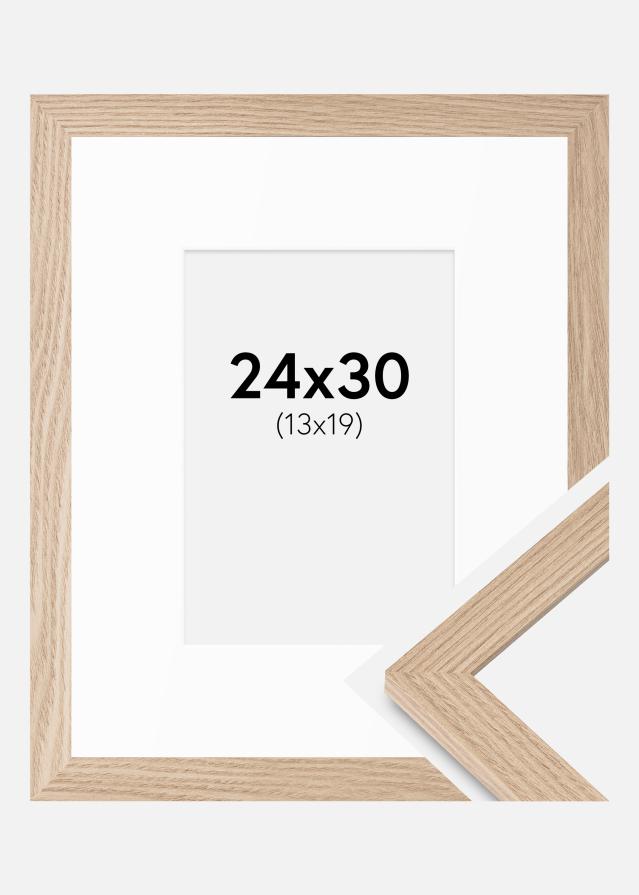 Cadre BGA Classic Chêne 24x30 cm - Passe-partout Blanc 14x20 cm