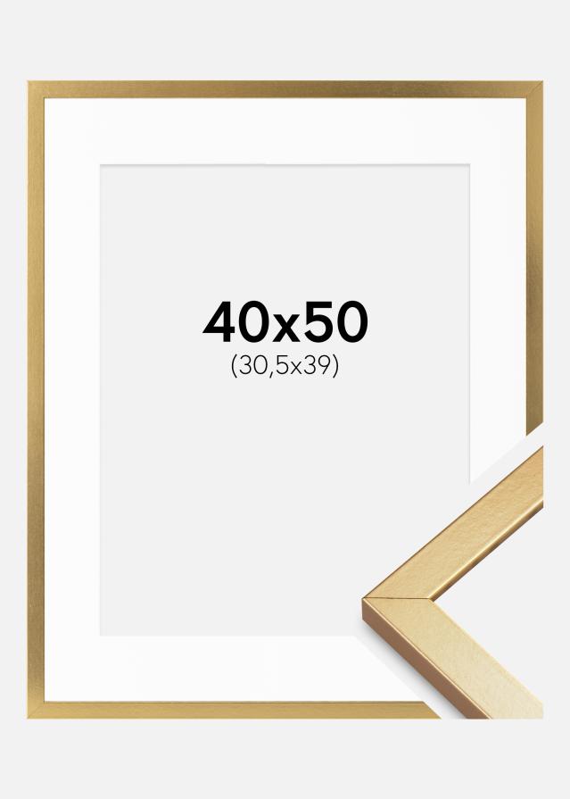 Cadre Minerva Or 40x50 cm - Passe-partout Blanc 31,5x40 cm