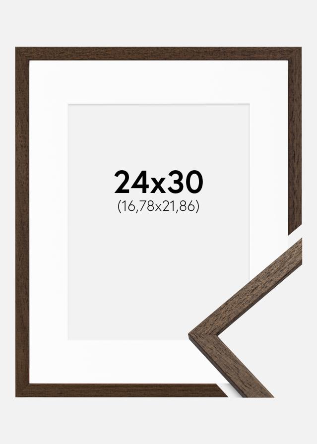 Cadre Edsbyn Noyer 24x30 cm - Passe-partout Blanc 7x9 pouces