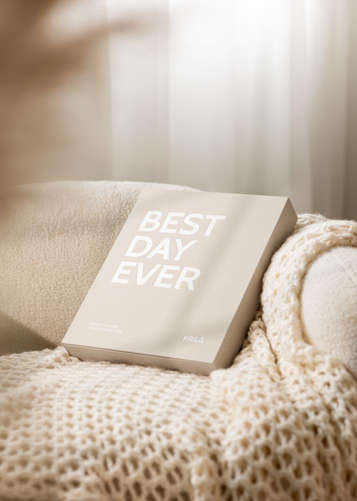 KAILA BEST DAY EVER Creme - Coffee Table Photo Album (60 Pages Noires)