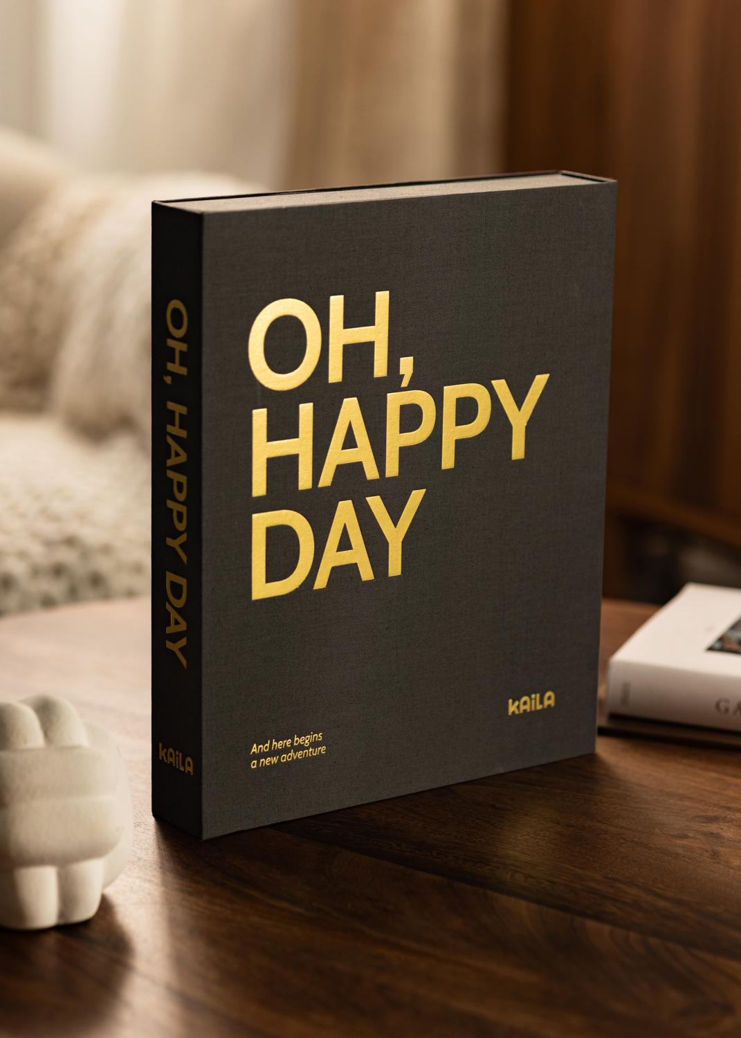 Product Image for KAILA OH HAPPY DAY Black - Coffee Table Photo Album (60 Pages Noires)