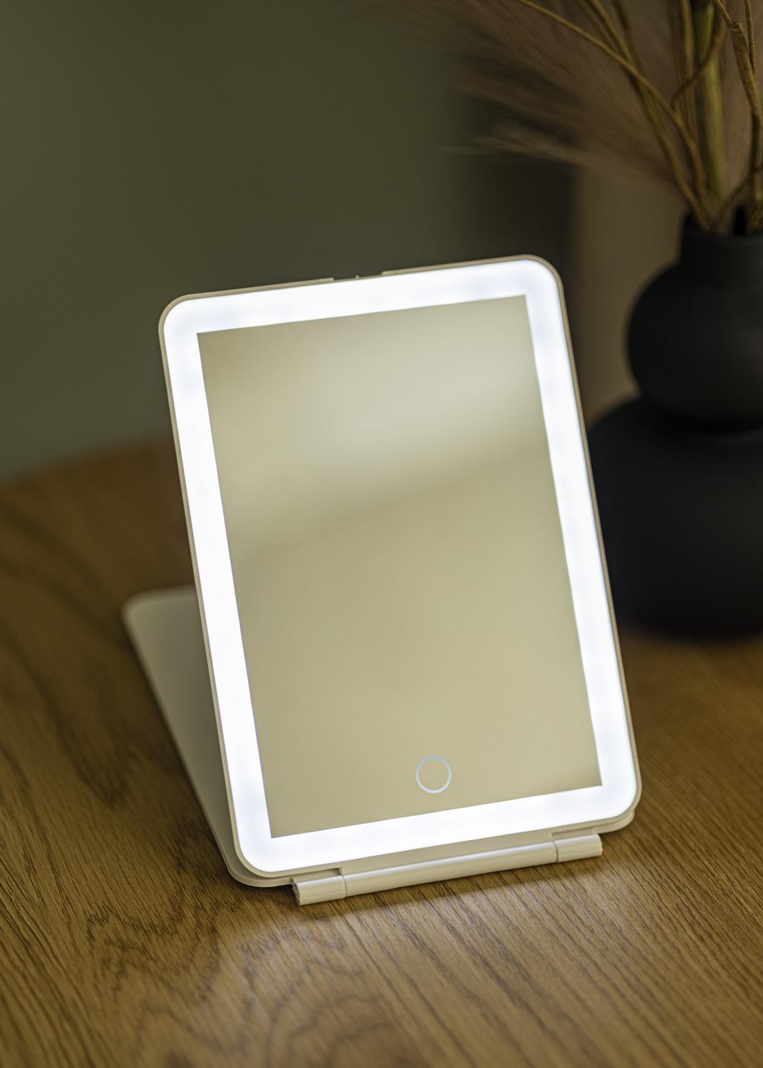 Product Image for KAILA Miroir de maquillage Travel LED Rechargeable Blanc 14x20 cm