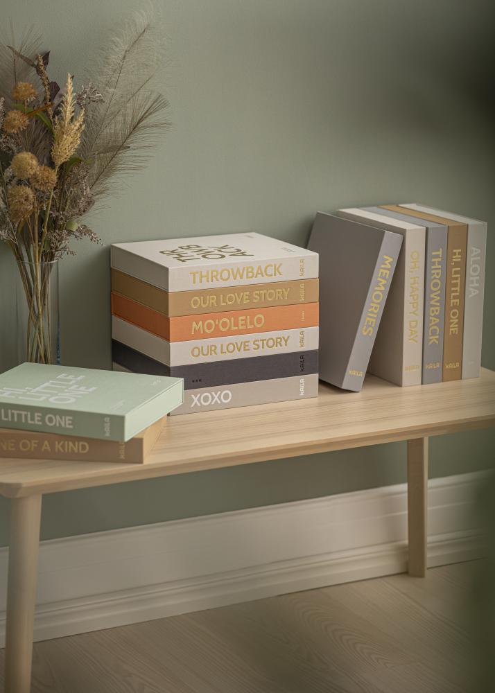 KAILA THROWBACK Warm Grey XL - Coffee Table Photo Album (20 Pages Noires)