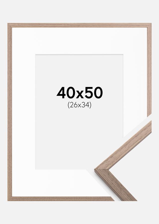 Cadre Edsbyn Noyer Clair 40x50 cm - Passe-partout Blanc 27x35 cm